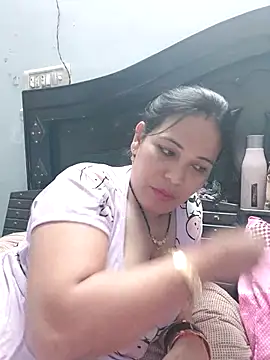 Poojabhabi101 online show from April 15, 6:47 am