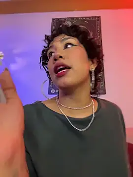 ZahaRoseee online show from April 10, 12:05 am