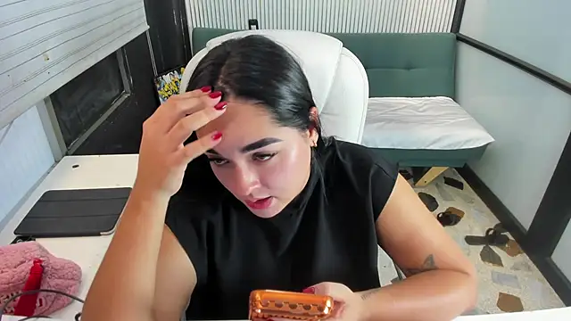 CelesteBrucee online show from April 6, 10:33 pm