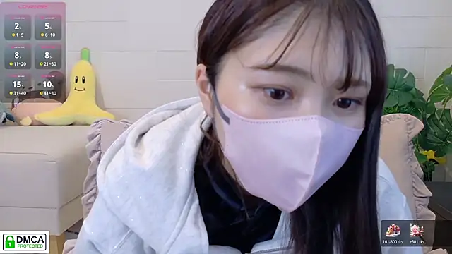 SUZU  online show from March 29, 1:04 am