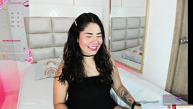 Goddess mia2 online show from April 2, 3:15 am