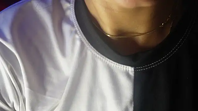 -AyeshaSinghania- online show from March 20, 10:20 am