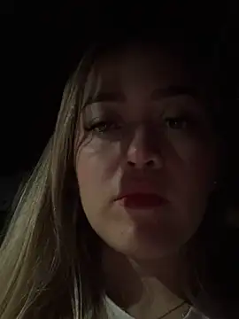 Danielavegax online show from March 21, 3:22 am