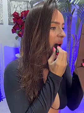 Mau White online show from March 8, 1:35 am