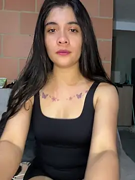 ambar-adaams online show from August 1, 2:35 am