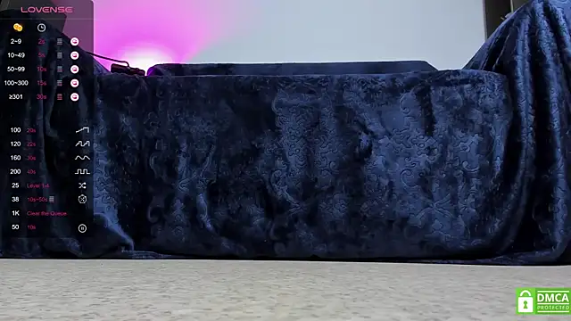 Agatta Smith online show from April 18, 7:07 pm