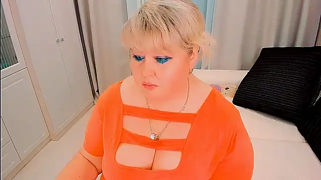BIGTITSBBW online show from April 7, 8:11 pm