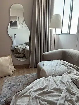 AnnaCastillo  online show from March 13, 8:10 pm