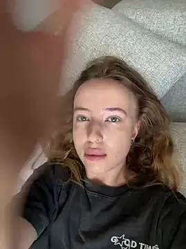 Nura n Sarah online show from April 17, 5:09 am