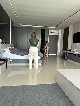 Nura n Sarah online show from September 25, 4:22 am