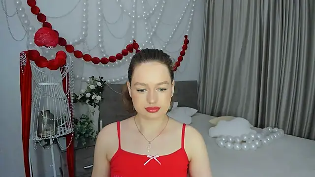 MiracleCurly online show from April 13, 3:57 pm