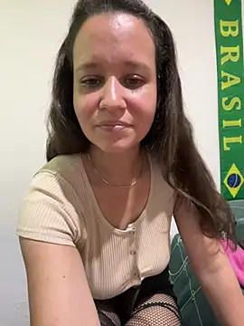 hotcookie28 online show from April 6, 11:44 am