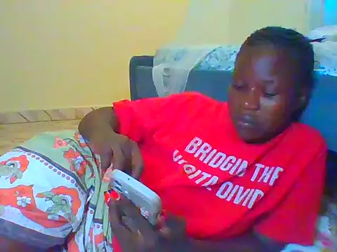 prettychic5 online show from March 13, 11:22 am