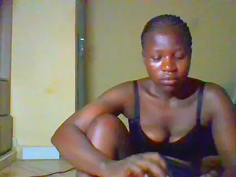 prettychic5 online show from March 28, 4:06 pm