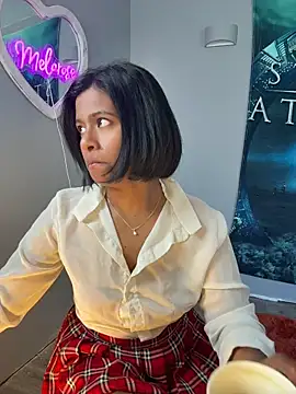 RoseMelanie online show from April 12, 2:20 pm