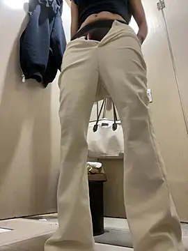 Asia-Lynn online show from April 25, 1:41 pm