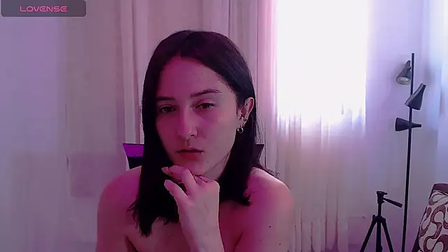 AlissonnFoxx online show from July 6, 9:06 pm