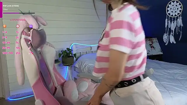 evierosen online show from June 13, 10:45 am