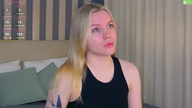 AmaliaBell online show from April 7, 1:13 pm