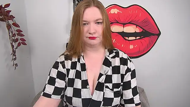 LaraDream online show from April 8, 4:20 pm