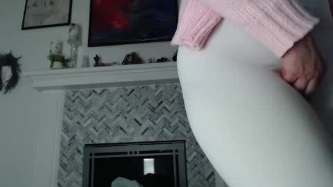 Aurora Willows online show from February 20, 6:26 am