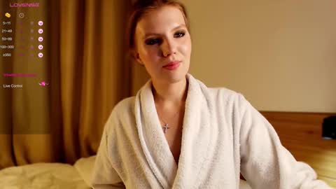 VICTORIA online show from October 23, 1:00 am