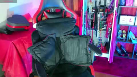 Arianna online show from October 19, 3:30 am