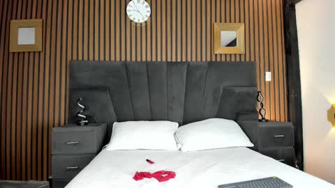 3X NAXAA online show from October 28, 1:39 pm