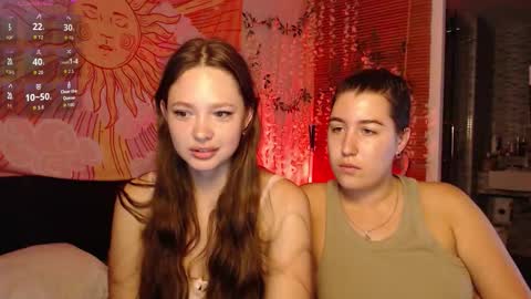 EMILY AND  MARCUS online show from January 18, 1:57 am