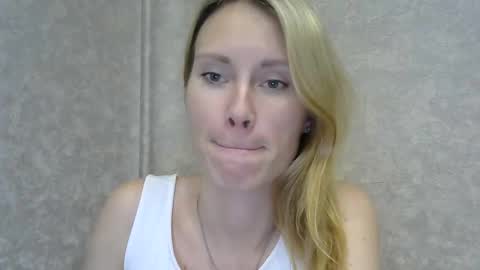 _alex1819 online show from November 13, 10:58 am