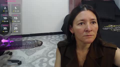 Snapshot of _alice_horny_ chatting on March 9, 7:26 pm _alice_horny_ online show from March 9, 7:26 pm