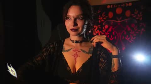 Snapshot of _alicemorrison_ chatting on September 12, 7:32 pm Alice Morrison Mistress Datura online show from September 12, 7:32 pm