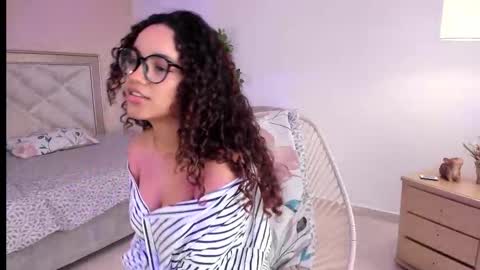 call me amy3 online show from October 21, 4:00 pm