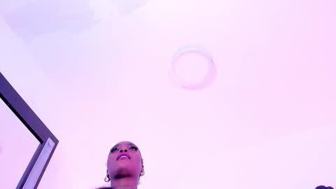 Analy  online show from October 15, 10:45 pm