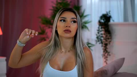 Arielle online show from January 22, 7:35 am