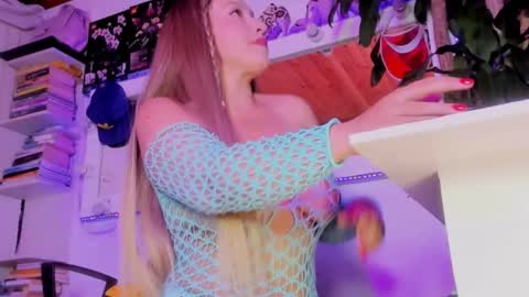 fer online show from February 11, 4:47 am