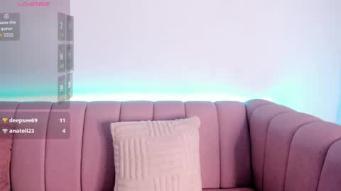 _aurora_collins_ online show from March 18, 2:44 pm