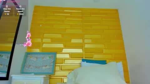 Becky online show from January 17, 11:18 pm