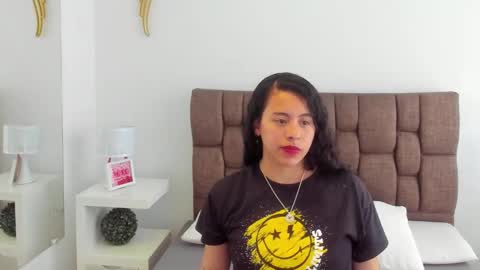 Bella  online show from October 28, 8:25 pm