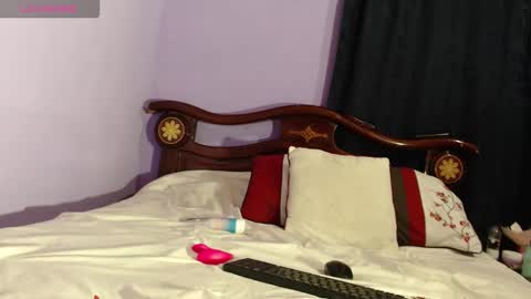 _boombom__ online show from December 20, 2:15 am