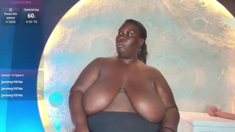 _carolinagomez online show from October 30, 8:10 pm