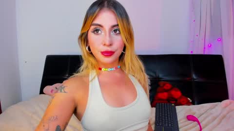  Chloe  online show from February 4, 1:56 am