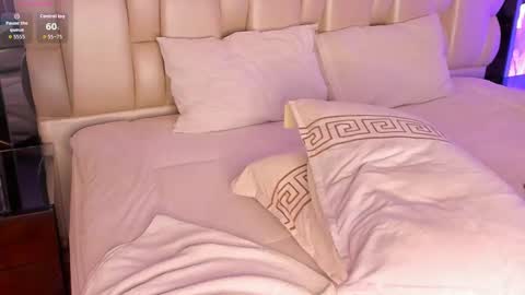     online show from October 1, 10:48 pm