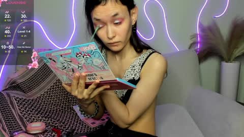 _emily__strike_ online show from December 12, 10:13 am