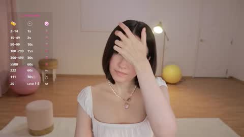 Essie  online show from September 21, 5:33 pm