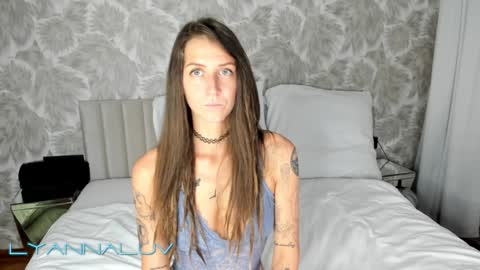 Lyanna and Derek online show from February 1, 3:39 pm