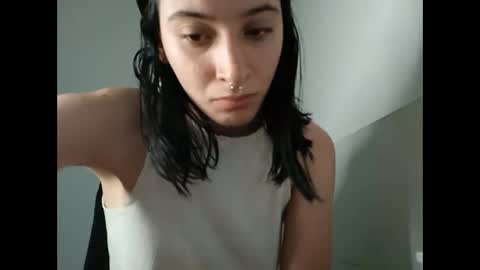 Snapshot of _genesid_dixton chatting on February 8, 11:46 pm Mia-foster online show from February 8, 11:46 pm