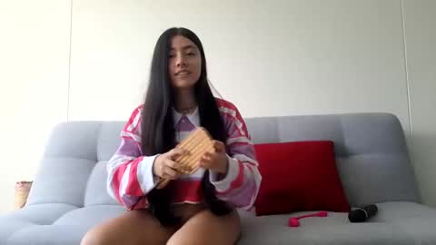 SKY online show from December 30, 1:58 pm