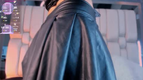 Gigi online show from December 4, 12:40 pm