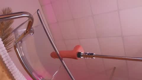 Holly online show from December 10, 6:11 am